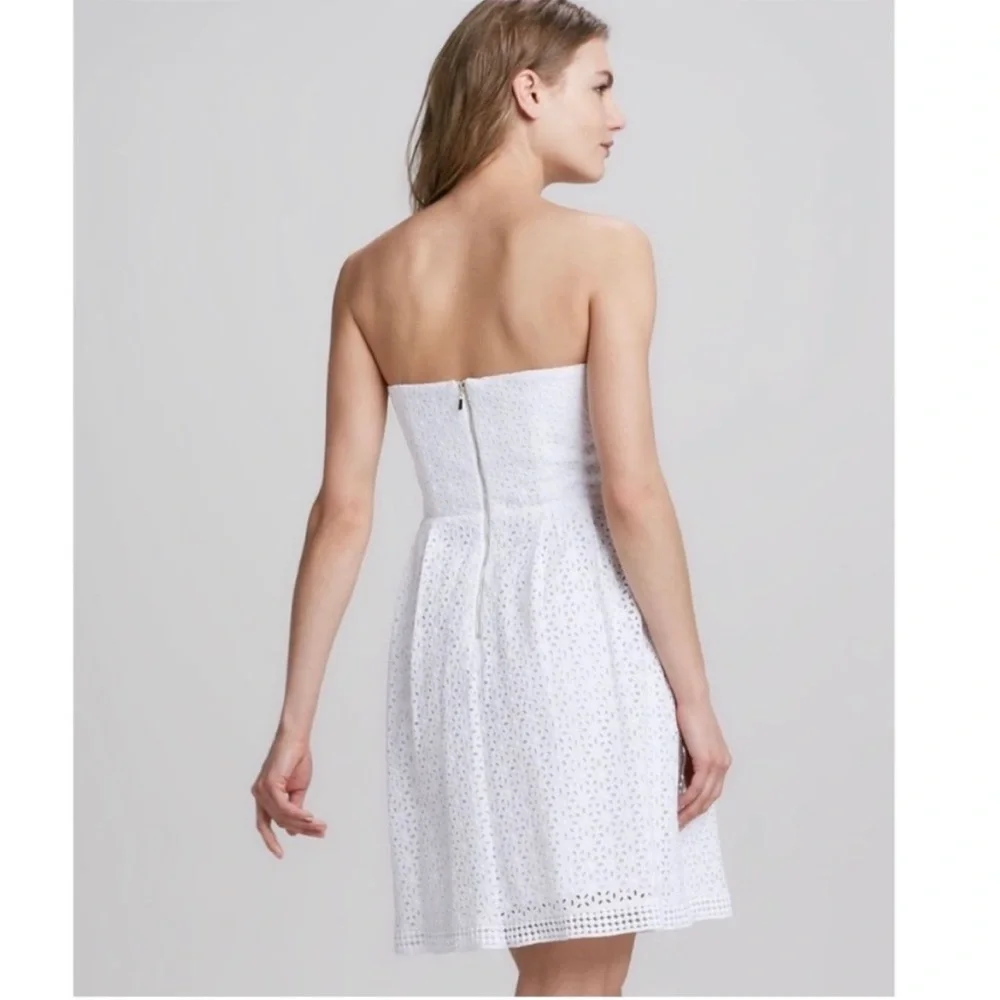 Laundry by Shelli Segal white eyelet dress